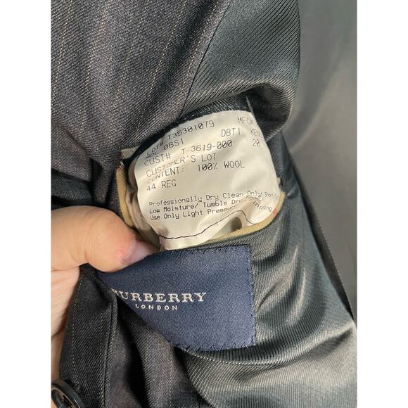 Burberry London Men's Blazer 100% Wool Size 44R - Picture 7 of 8